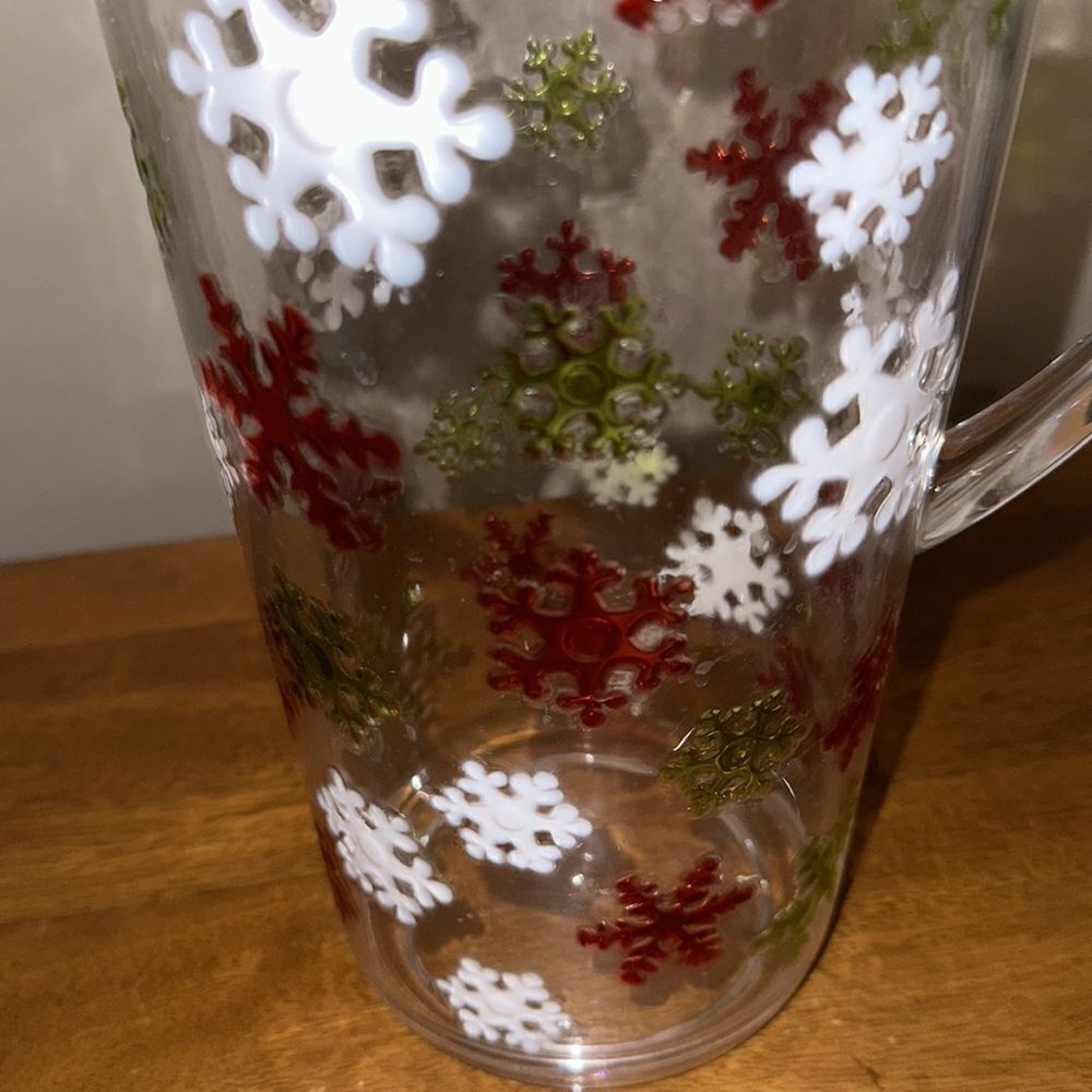 Snowflake ❄️ Holiday Pitcher! - Picture 4 of 5